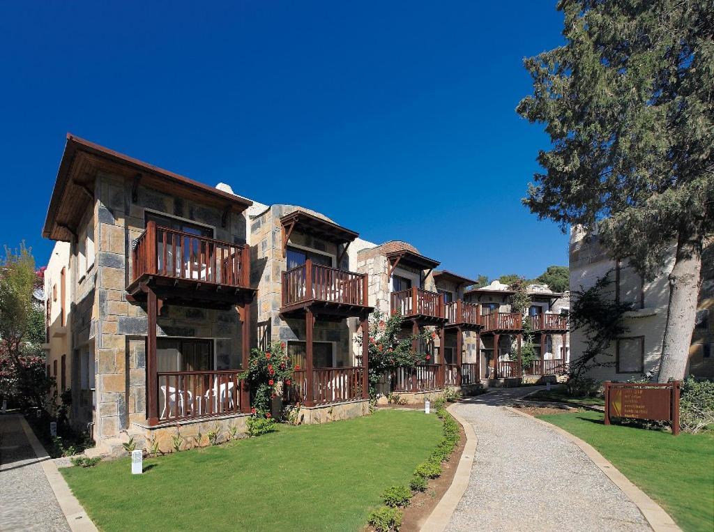 Camelot Boutique Hotel 阿克亚拉尔 外观 照片