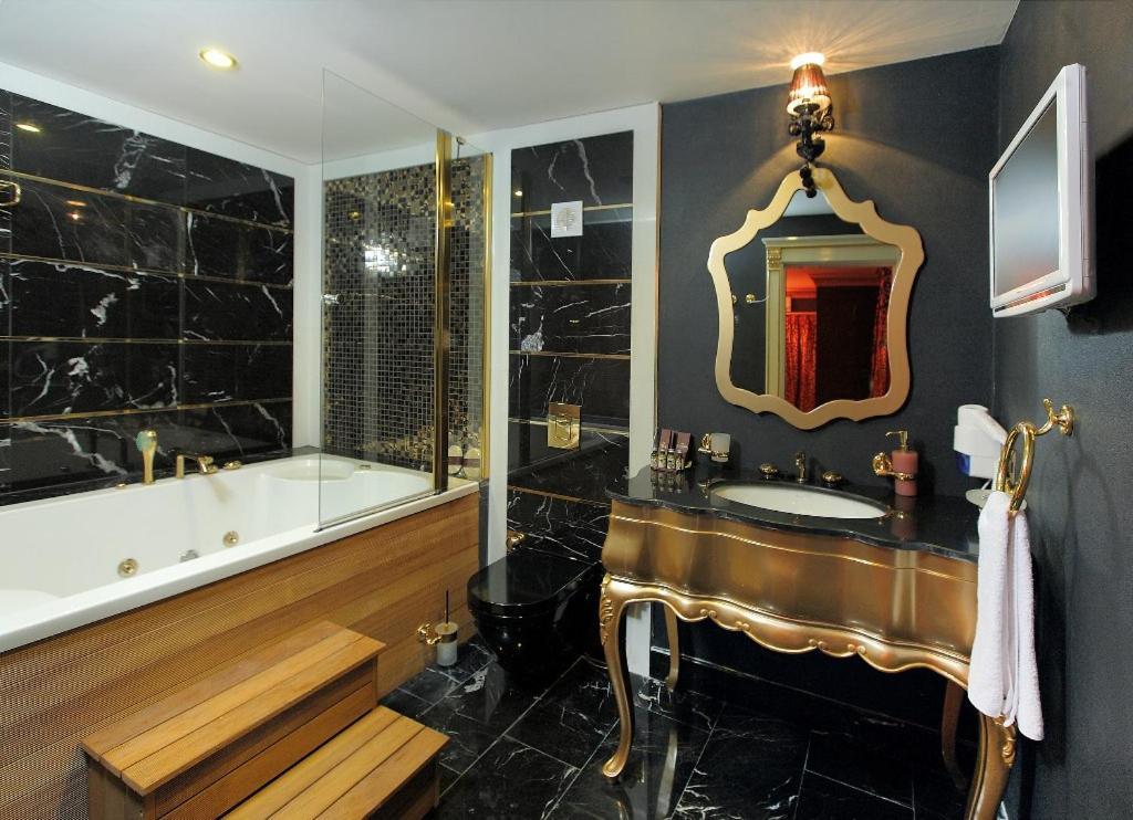 Camelot Boutique Hotel 阿克亚拉尔 外观 照片